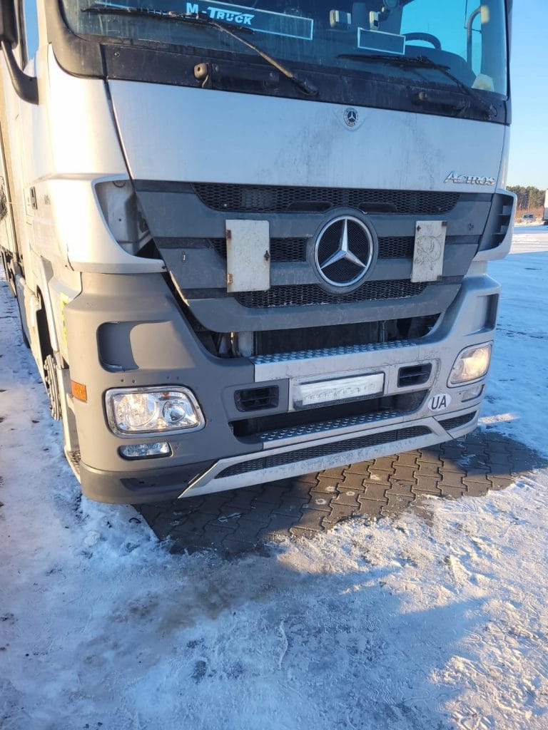 Mercedes Actros Unfall