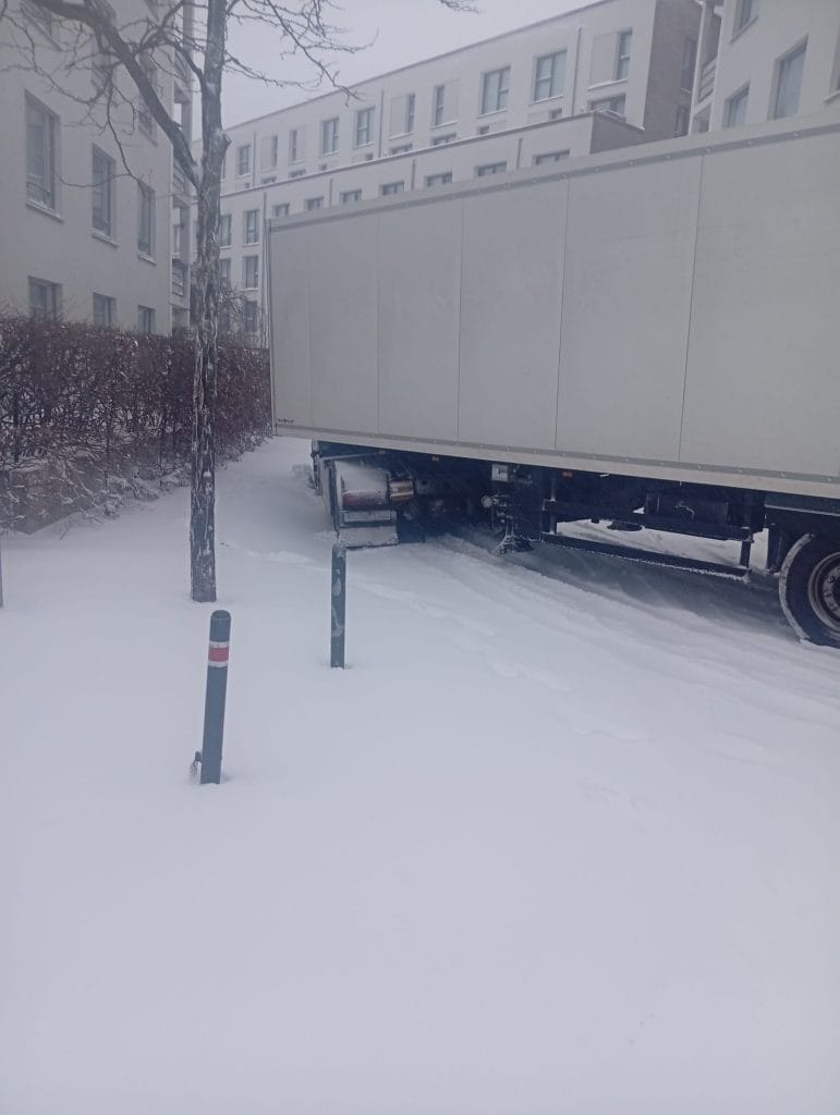 LKW steckt fest Hannover