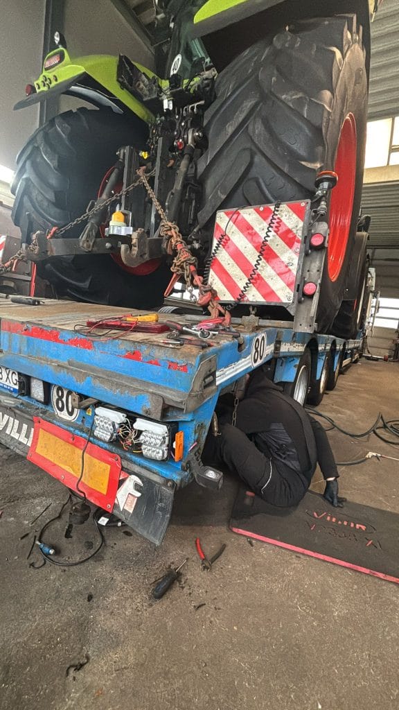 Elektrik Reparatur Hannover Wasserschaden Kabelbaum Diagnose.