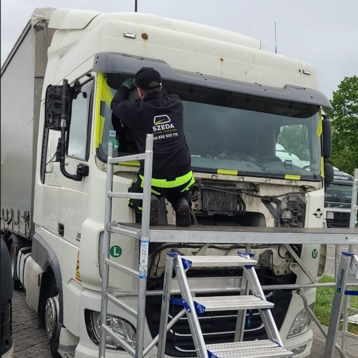 LKW Scheibenwechsel vor Ort